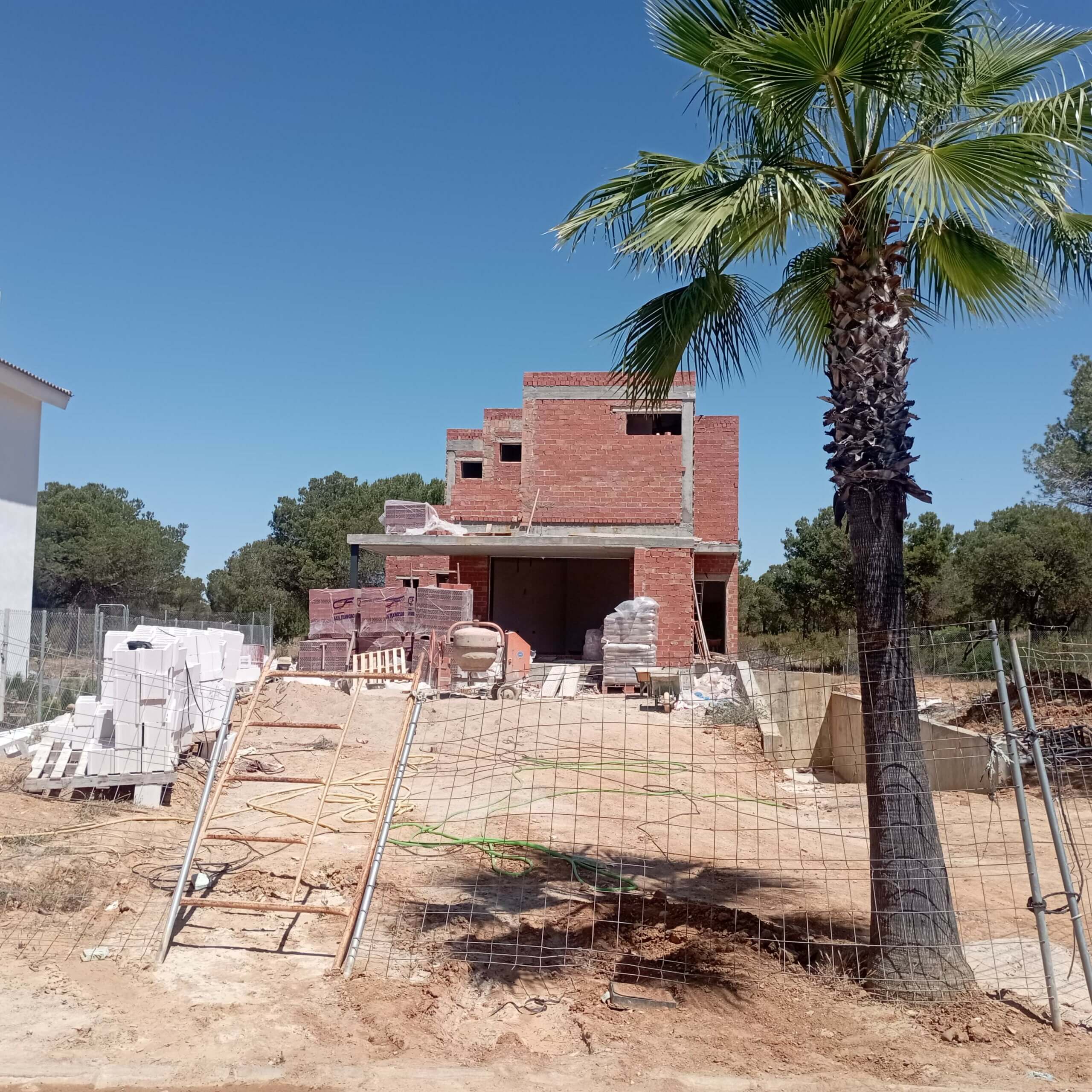 CERTIFICACION HIPOTECARIA DE OBRA EN LA MONACILLA, HUELVA