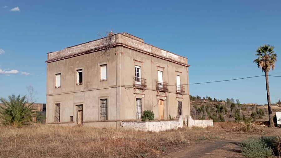 ESTUDIO DE COMPLEJO TURISTICO EN ALMONASTER LA REAL