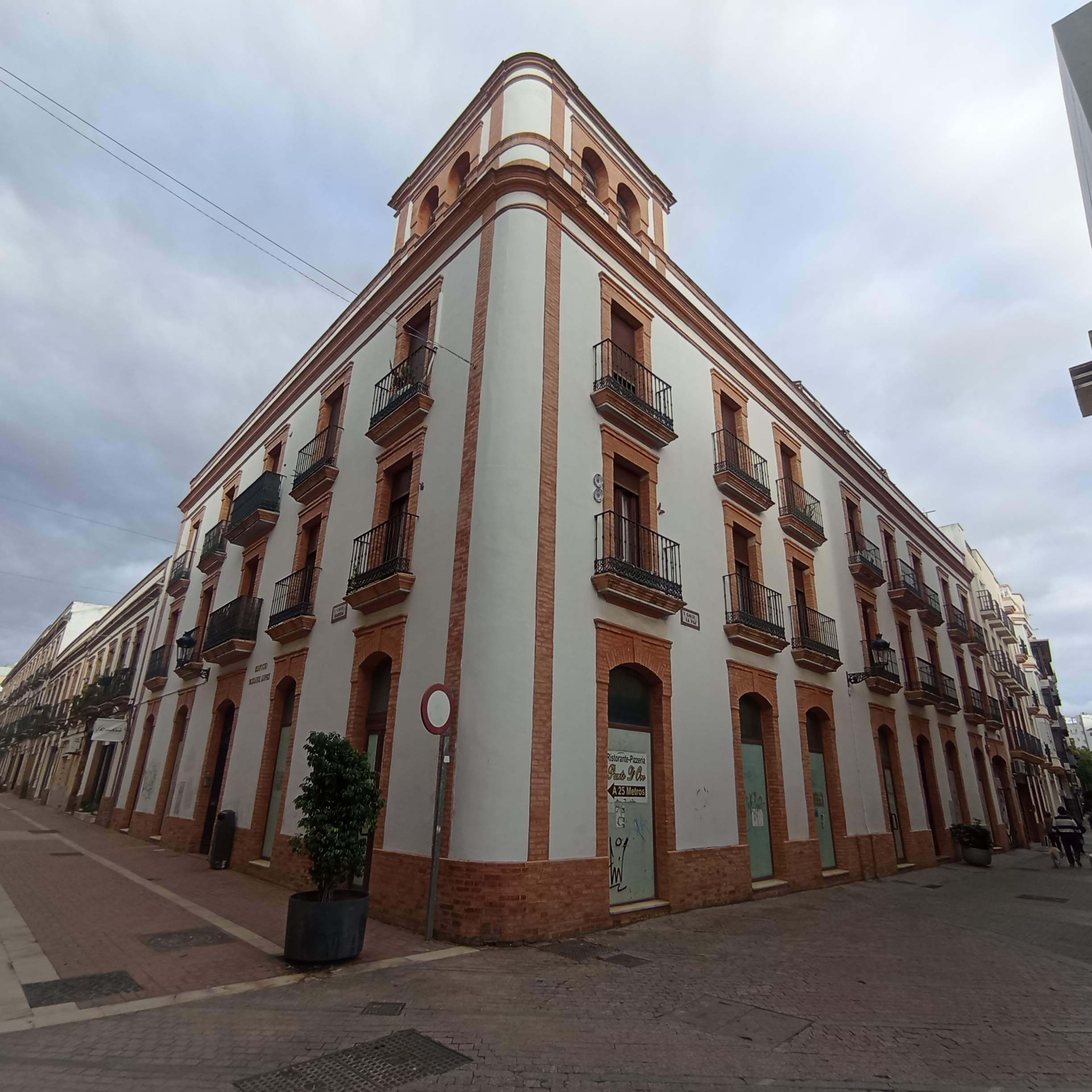 TASACION HIPOTECARIA DE UN LOCAL COMERCIAL EN HUELVA