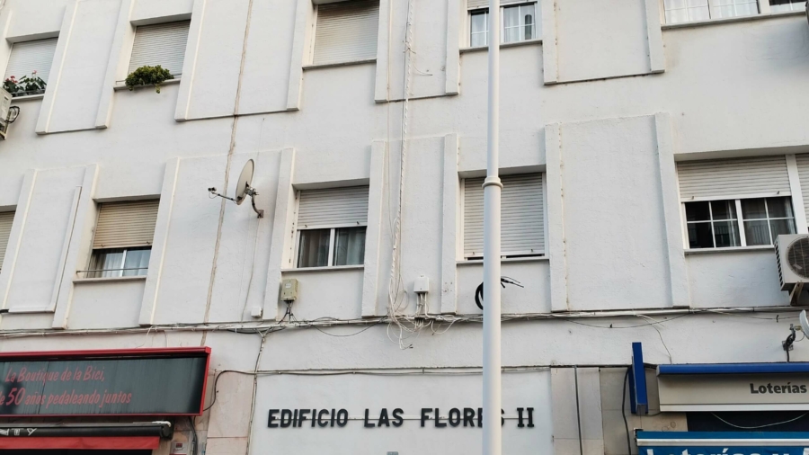 CEE DE UN PISO EN ISLA CHICA