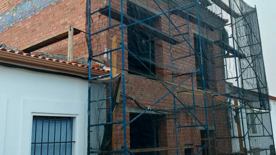 CERTIFICACION DE OBRAS DE UNA VIVIENDA EN CALAÑAS