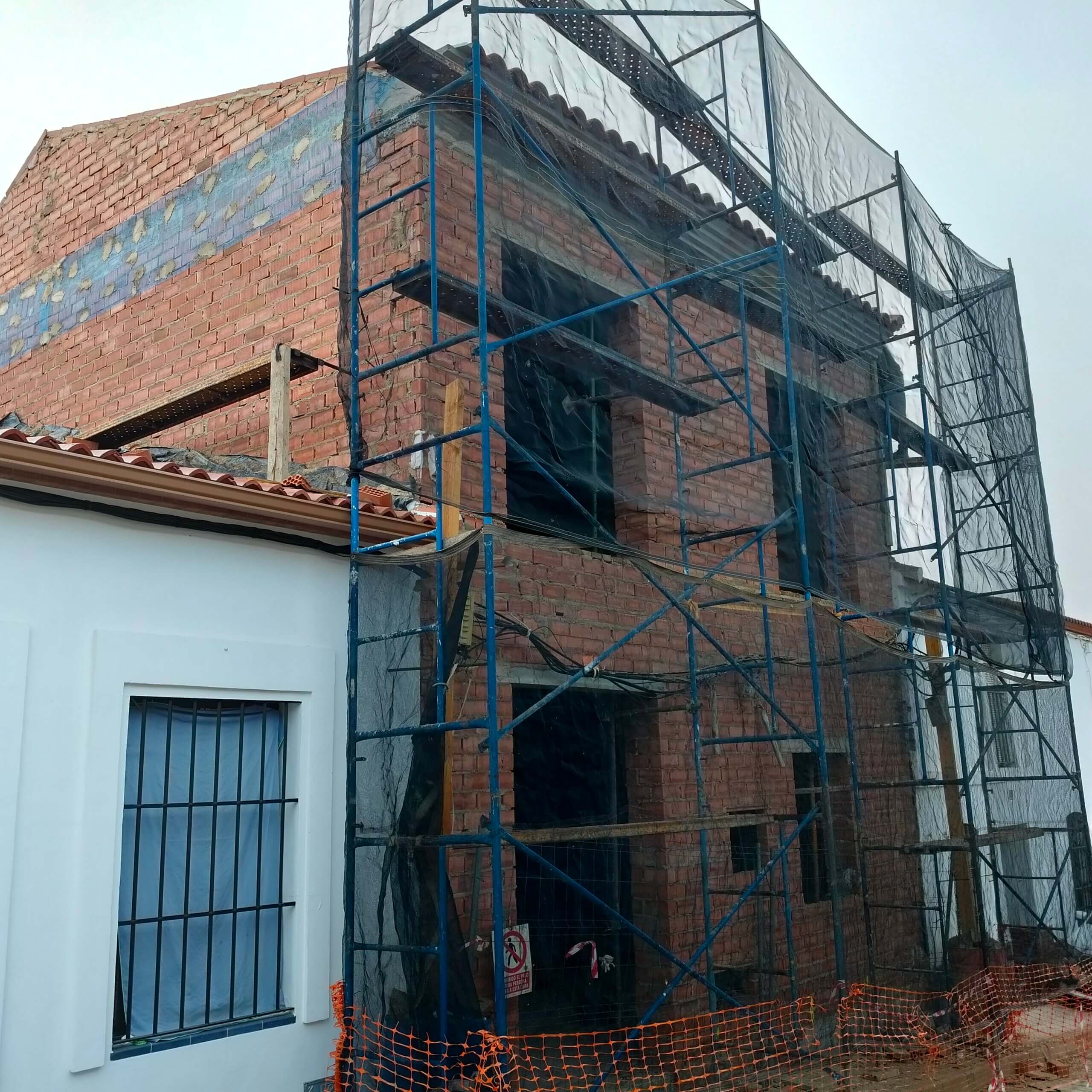 CERTIFICACION DE OBRAS DE UNA VIVIENDA EN CALAÑAS