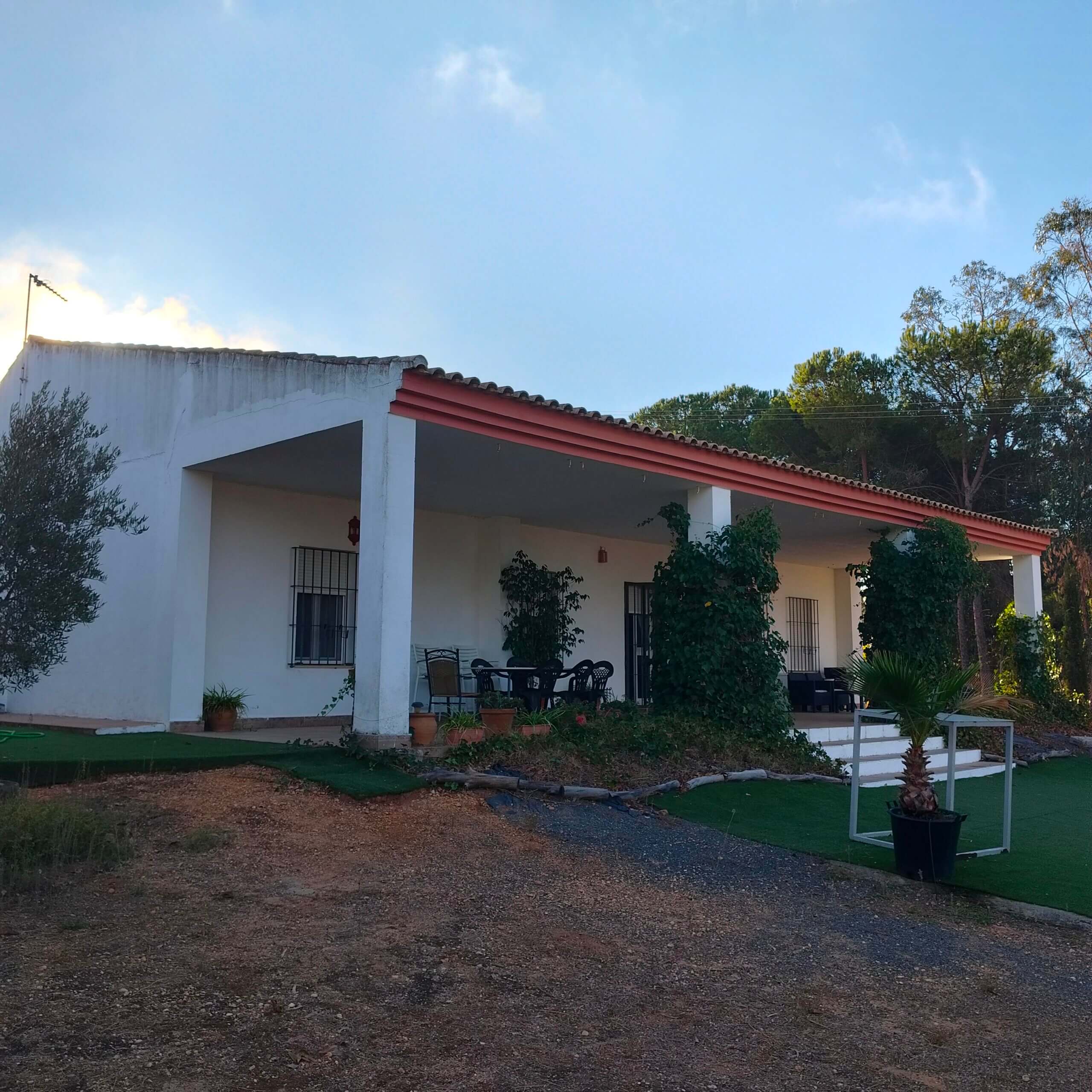 INFORME DE ESTADO ACTUAL DE UNA VIVIENDA EN VENTA EN CARTAYA
