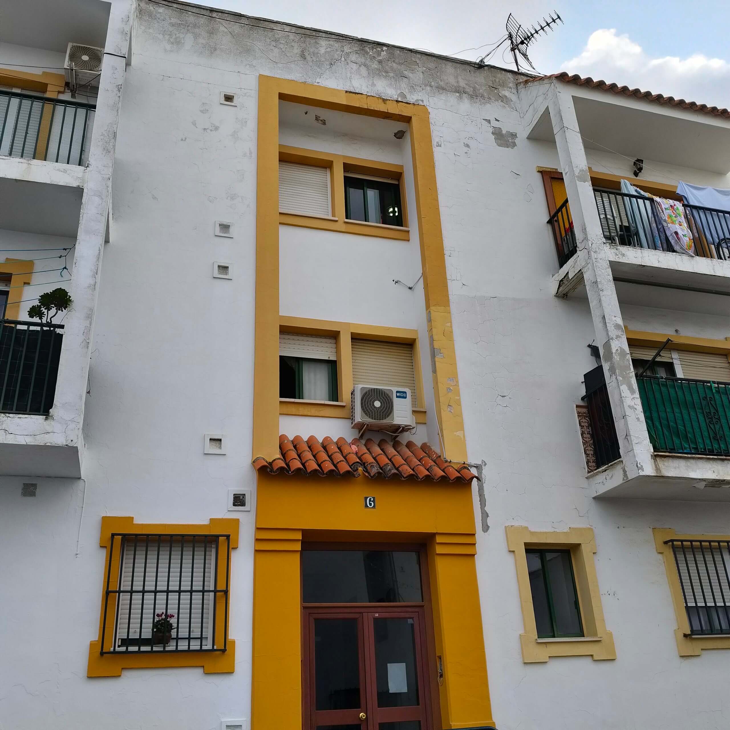 CEE DE UN PISO EN MOGUER