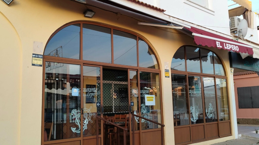 CEE DE UN LOCAL COMERCIAL EN MAZAGON