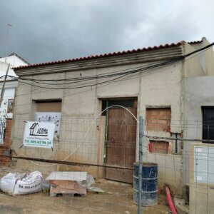 CERTIFICACION DE OBRAS DE UNA VIVIENDA EN CONSTRUCCIÓN EN BOLLULLOS PAR DEL CONDADO