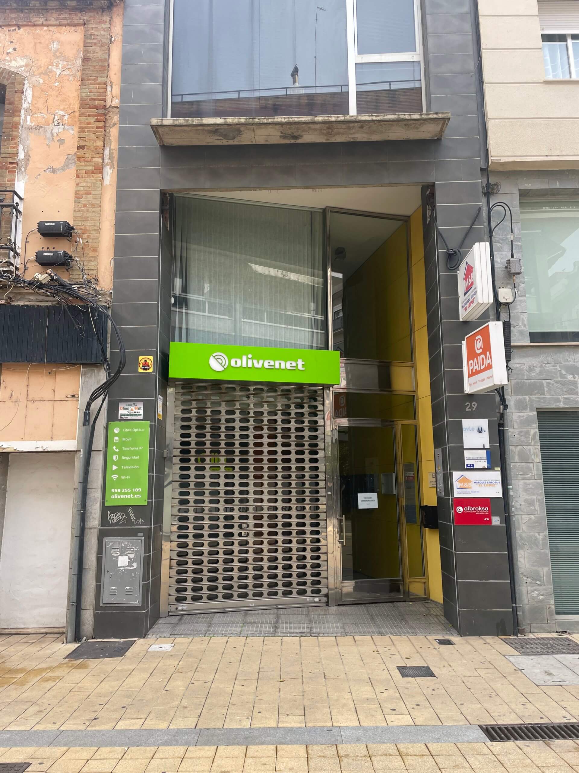 PROYECTO DE CAMBIO DE USO DE OFICINA A VIVIENDA EN HUELVA