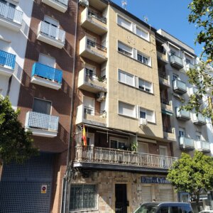 CERTIFICADO ENERGETICO DE UN PISO EN LA AV DE SAN ANTONIO, HUELVA