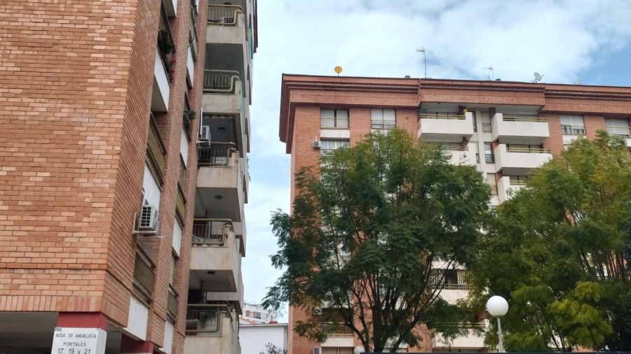 VALORACION PATRIMONIAL DE UN PISO EN LA AV DE ANDALUCIA PARA UNA HERENCIA