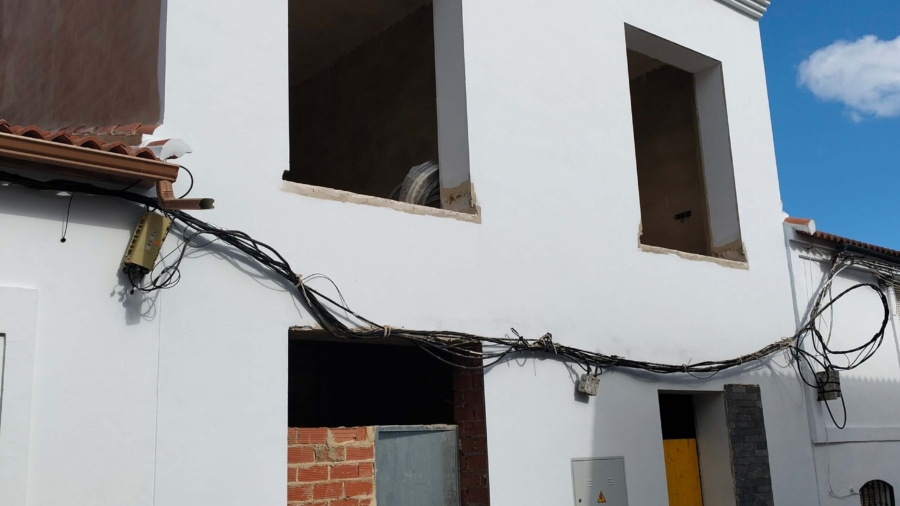 CERTIFICACION DE OBRAS DE UNA VIVIENDA EN CONSTRUCCION EN CALAÑAS