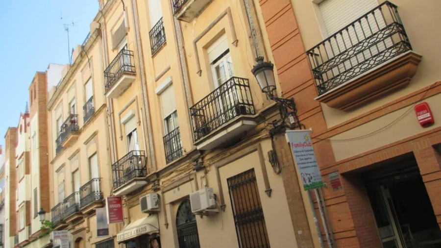 CEE DE UN PISO EN LA CALLE MIGUEL REDONDO EN HUELVA