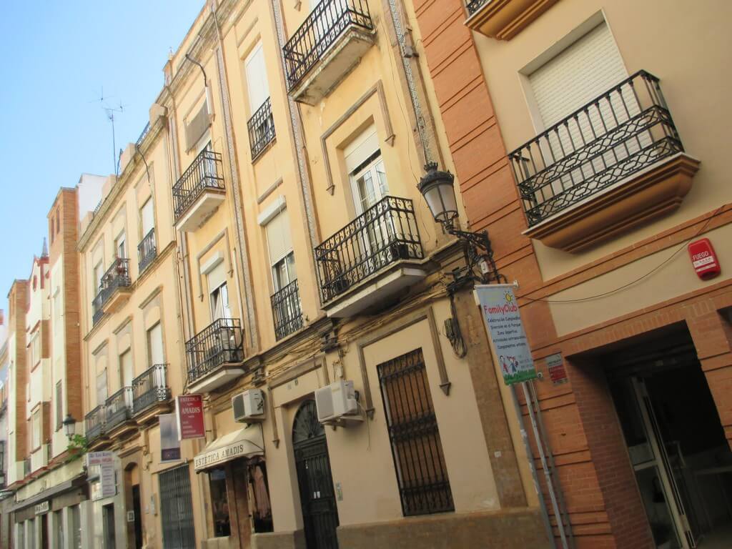 CEE DE UN PISO EN LA CALLE MIGUEL REDONDO EN HUELVA