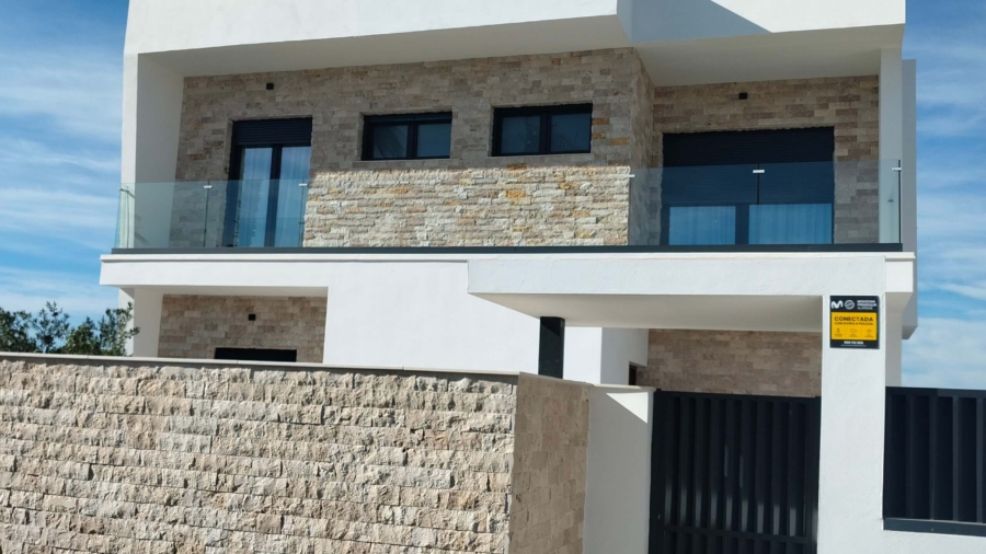 CERTIFICACION DE OBRAS DE UNA VIVIENDA EN LA MONACILLA