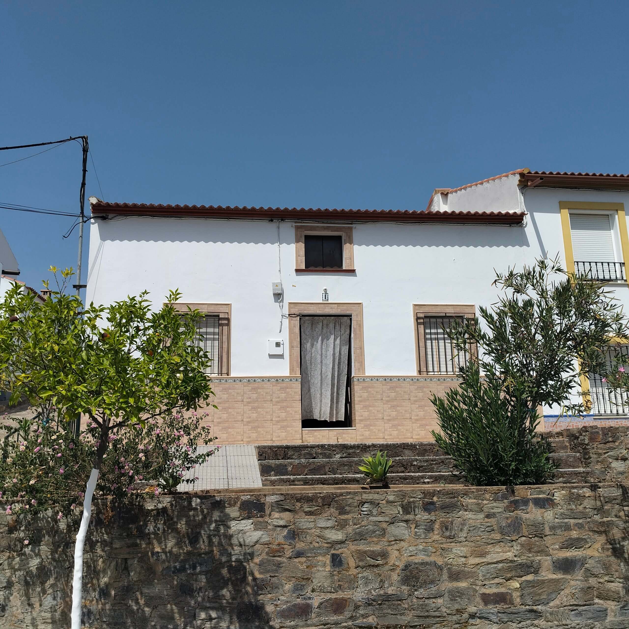 INFORME PERICIAL EN UNA VIVIENDA DE VILLANUEVA DE LAS CRUCES