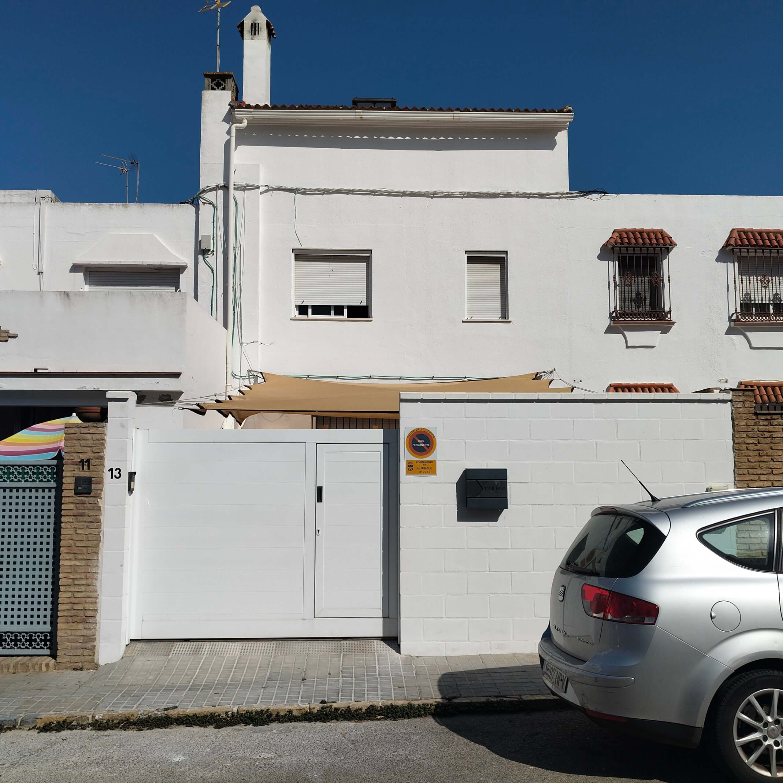 CERTIFICADO DESCRIPTIVO Y GRAFICO DE VIVIENDA EN ALJARAQUE